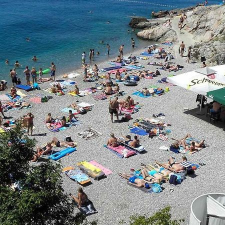 Apartmani Mira Senj  Exteriör bild