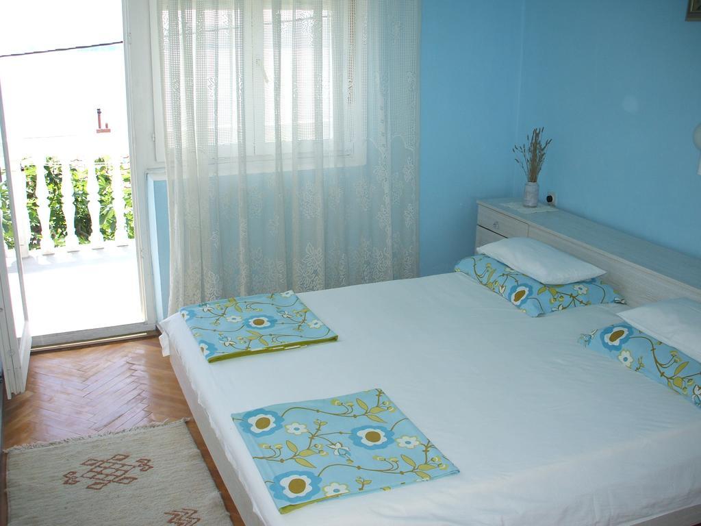 Apartmani Mira Senj  Exteriör bild