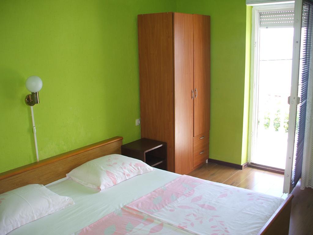 Apartmani Mira Senj  Exteriör bild