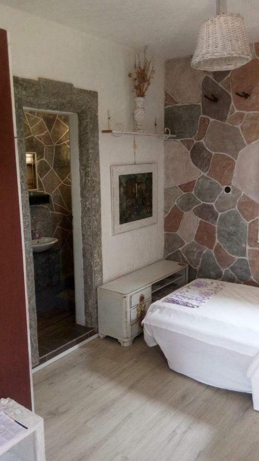 Apartmani Mira Senj  Exteriör bild