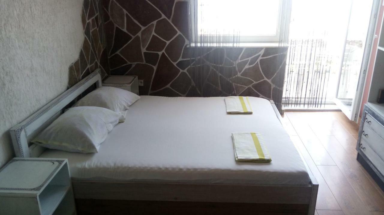 Apartmani Mira Senj  Exteriör bild